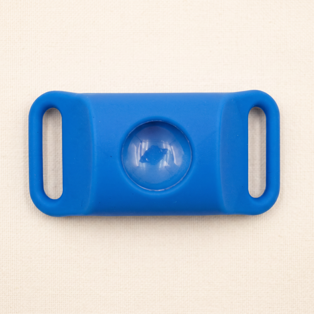 Flea &amp; Tick Pendant — Natural Oil Blend, Clips onto Any Collar